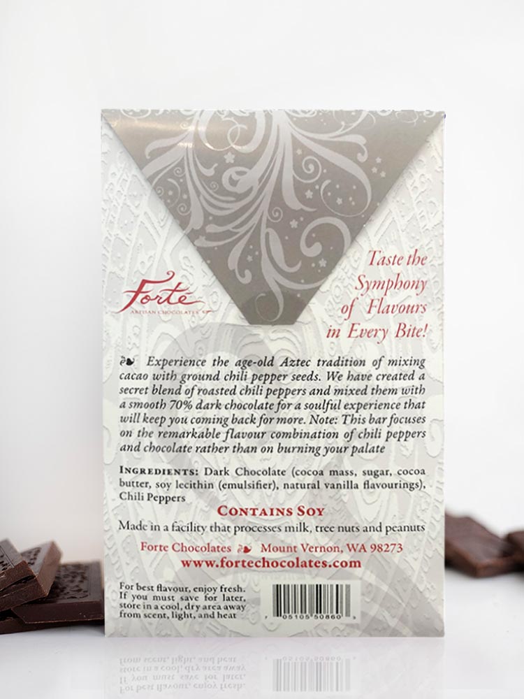 Back of Forte Aztec Soul bar with cut up blocks of chocolate on sides
